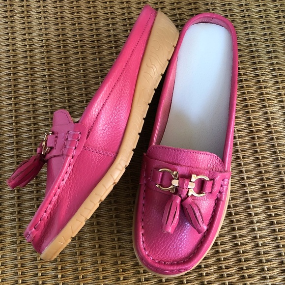🌸 Hot Pink Leather Loafer Slide 🌸 - Picture 2 of 14